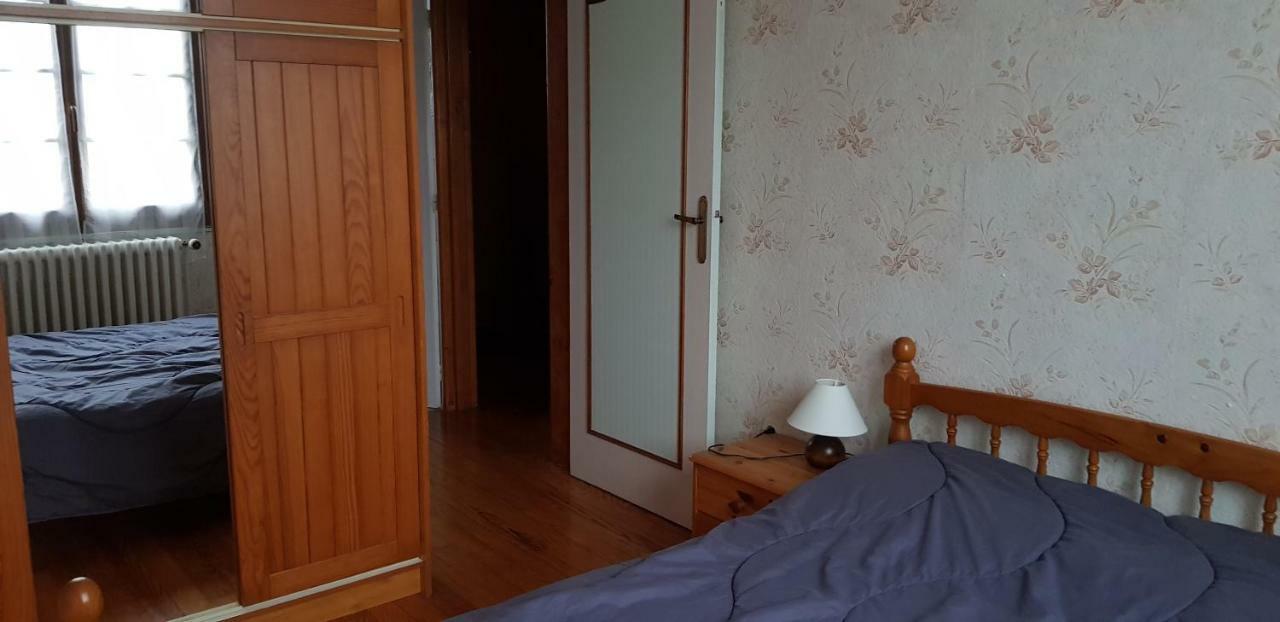 Gite Du Luat Vert-en-Drouais Exteriör bild